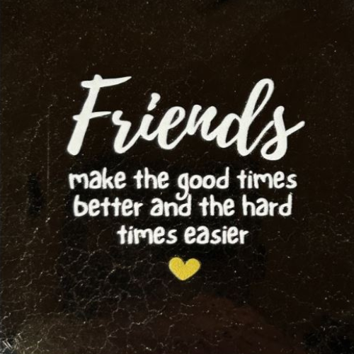 Tegeltje YETT - friends make good times better goud/creme