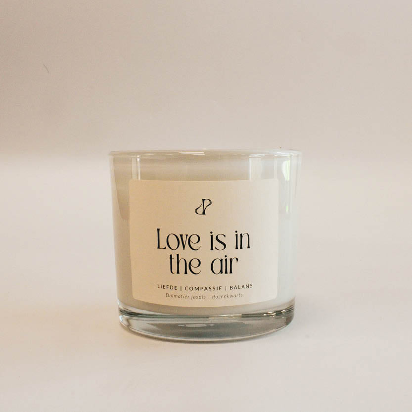 Scented candle Love is in the air