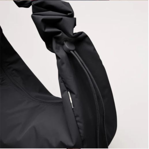 Got bag - Moon bag ruffle flight - zwart